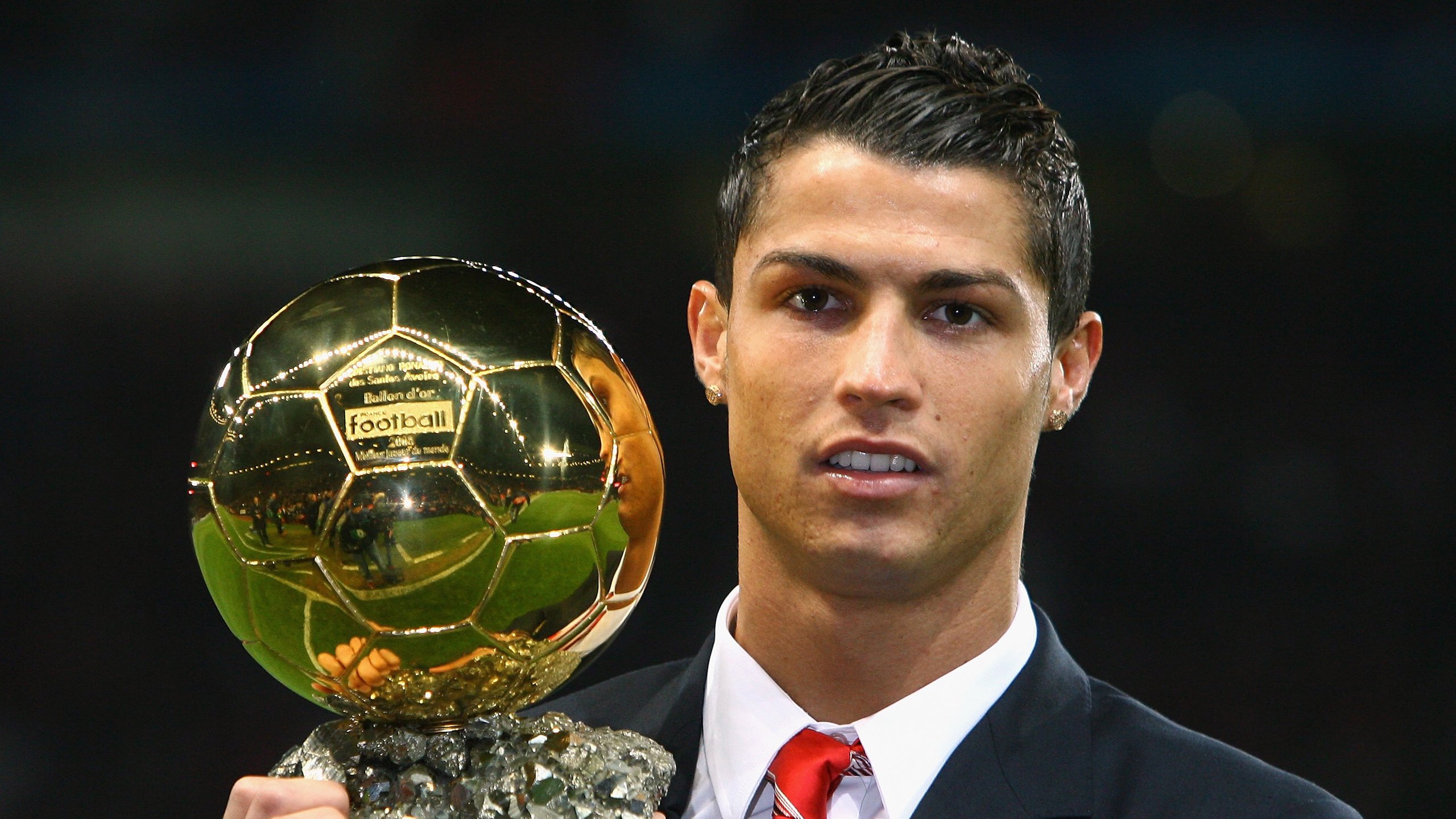 《青少年电竞培训:技能提升与心理健康双重关注》,中学生电竞培训